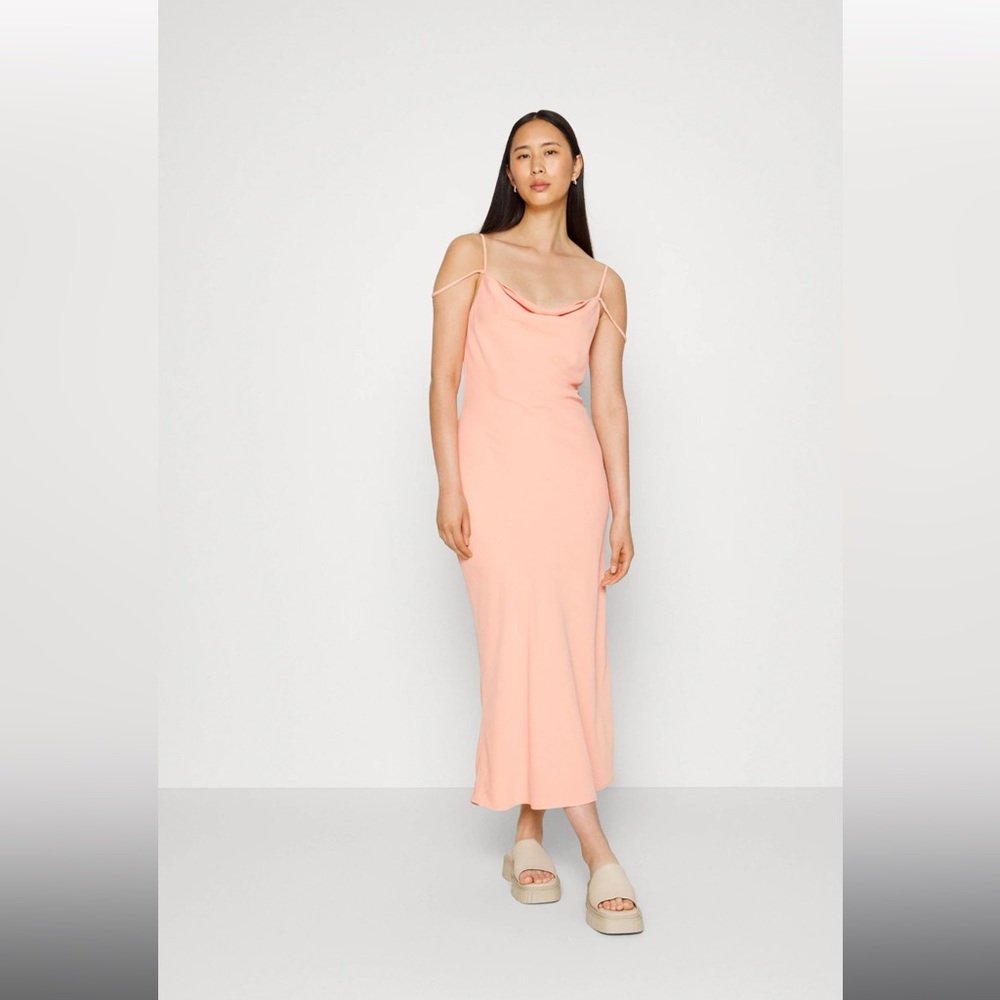 NWT Abercrombie & Fitch
COWL NECK slip dress coral